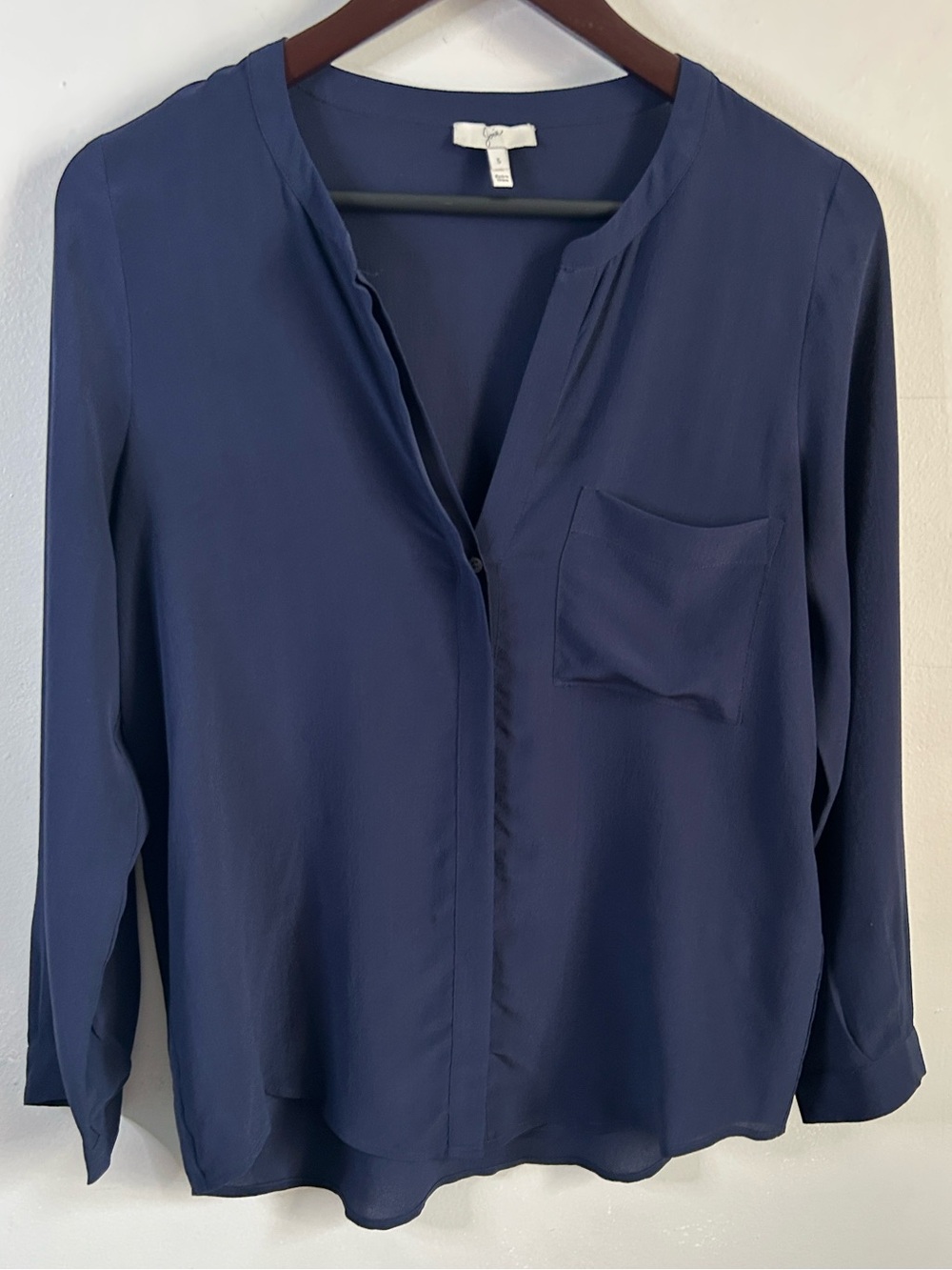 Joie Silk Rich Navy Split V-Neck Button Up Long Sleeve Blouse